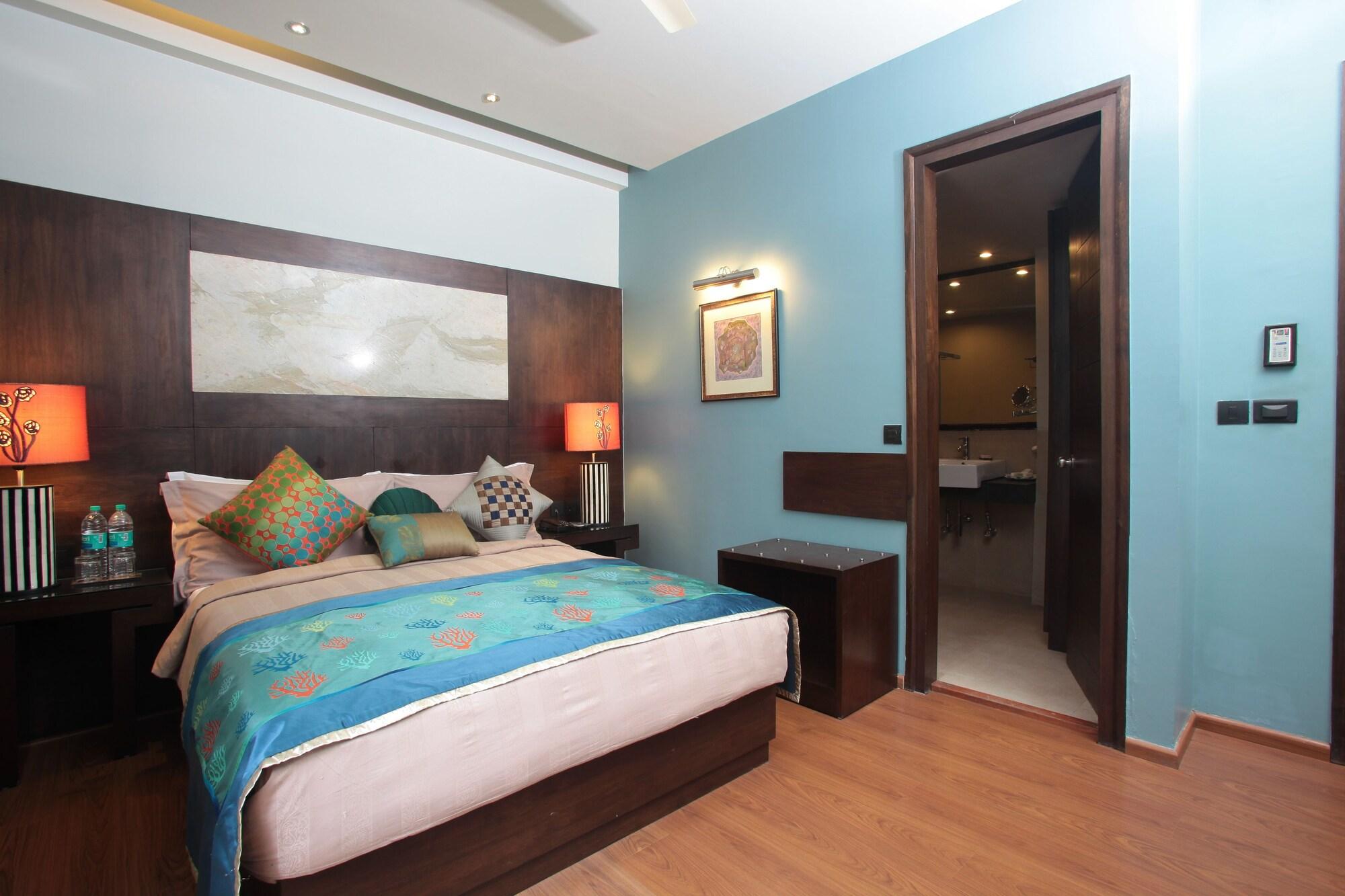 Justa Mg Road Hotel Bangalore Exterior photo