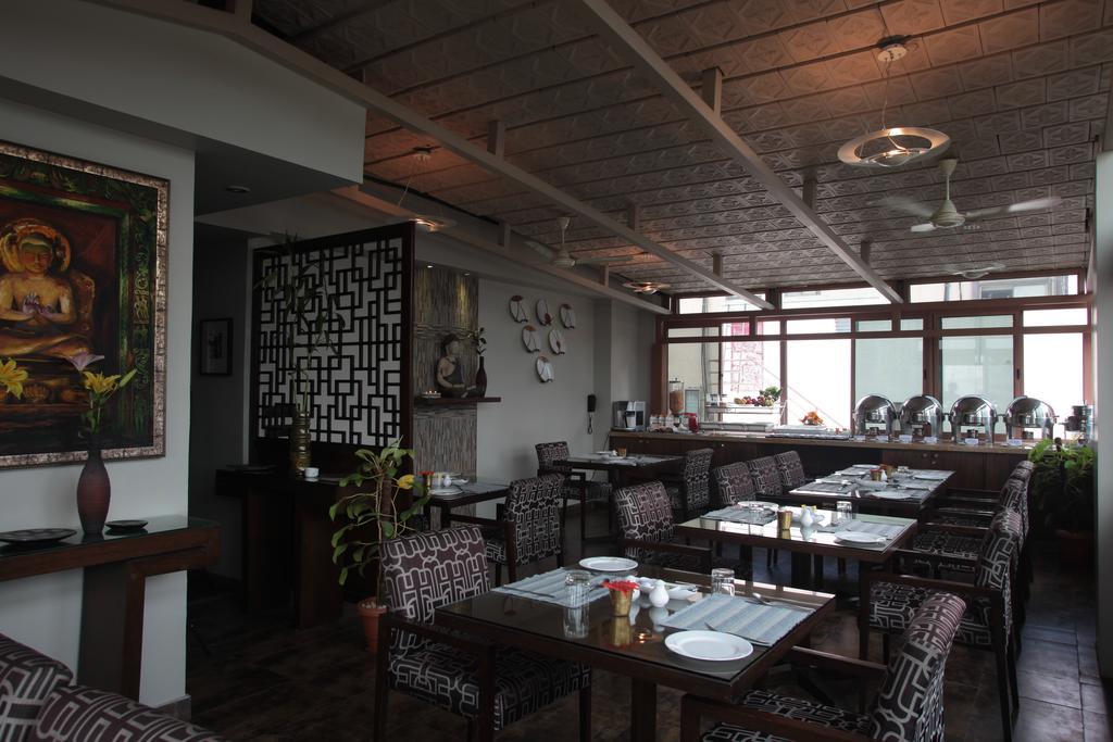 Justa Mg Road Hotel Bangalore Exterior photo