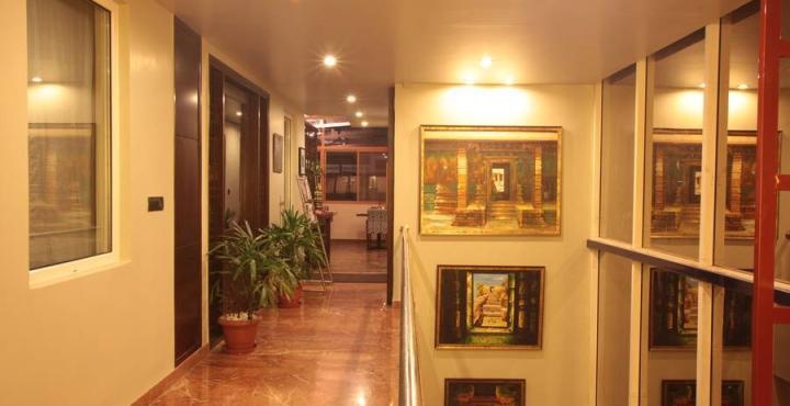 Justa Mg Road Hotel Bangalore Exterior photo